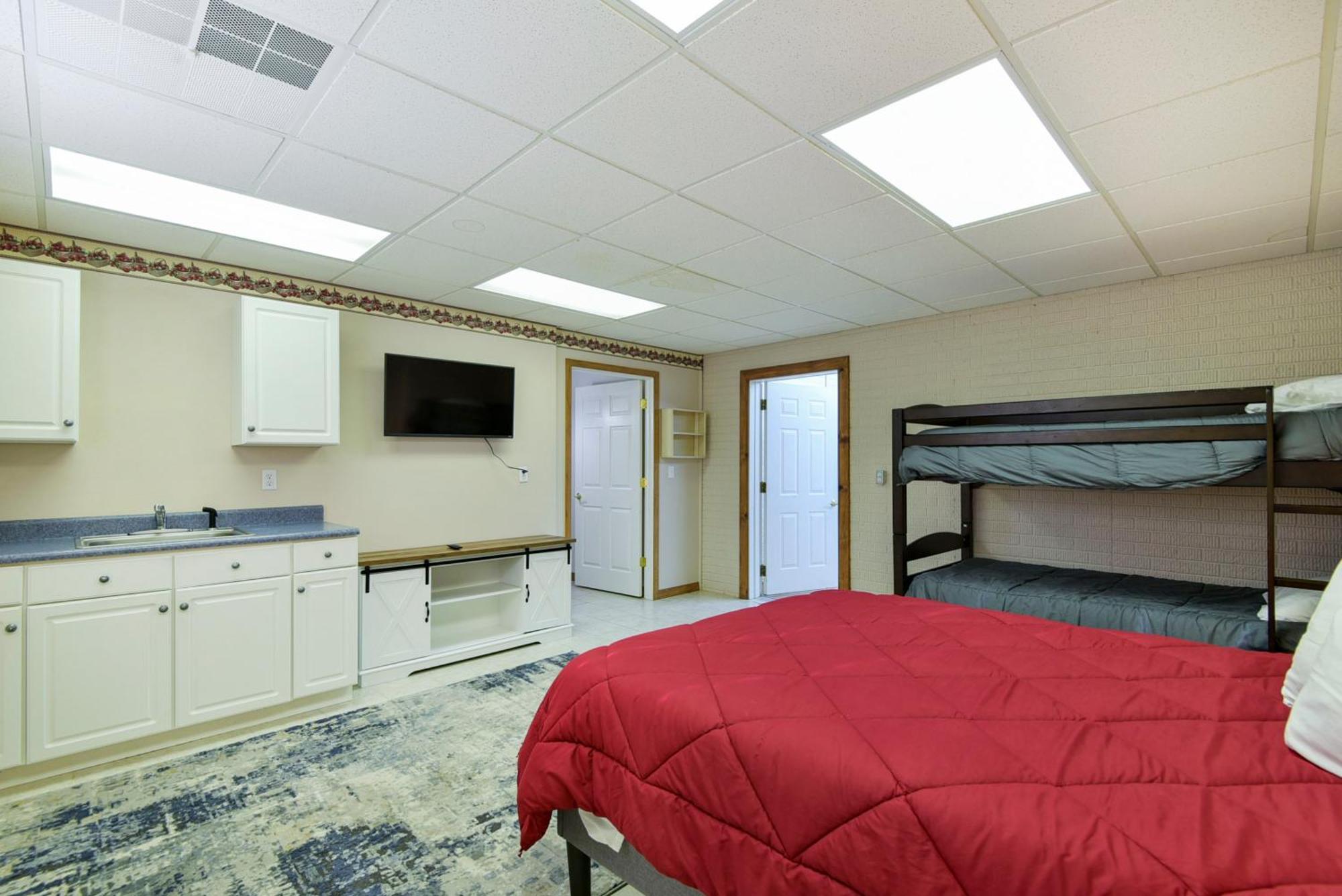 5 Bedroom Vacation Home Next To Silver Dollar City ブランソン エクステリア 写真